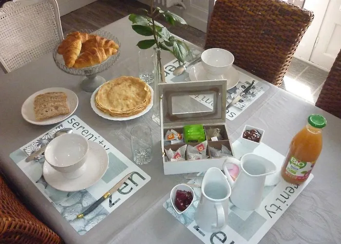 Couette-café Les Champs De Tracy La Graverie